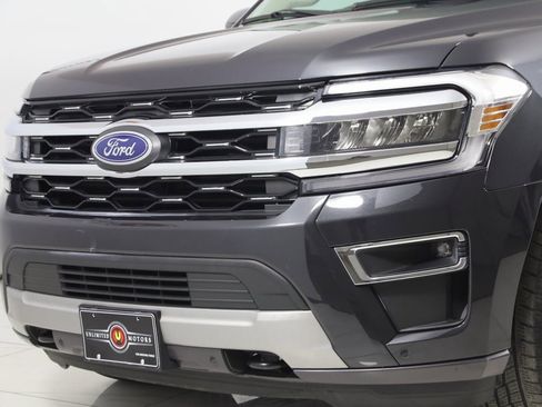 Used 2022 Ford Expedition Max Limited image 55