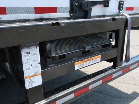 Used 2025 Chevrolet Low Cab Forward RWD image 33