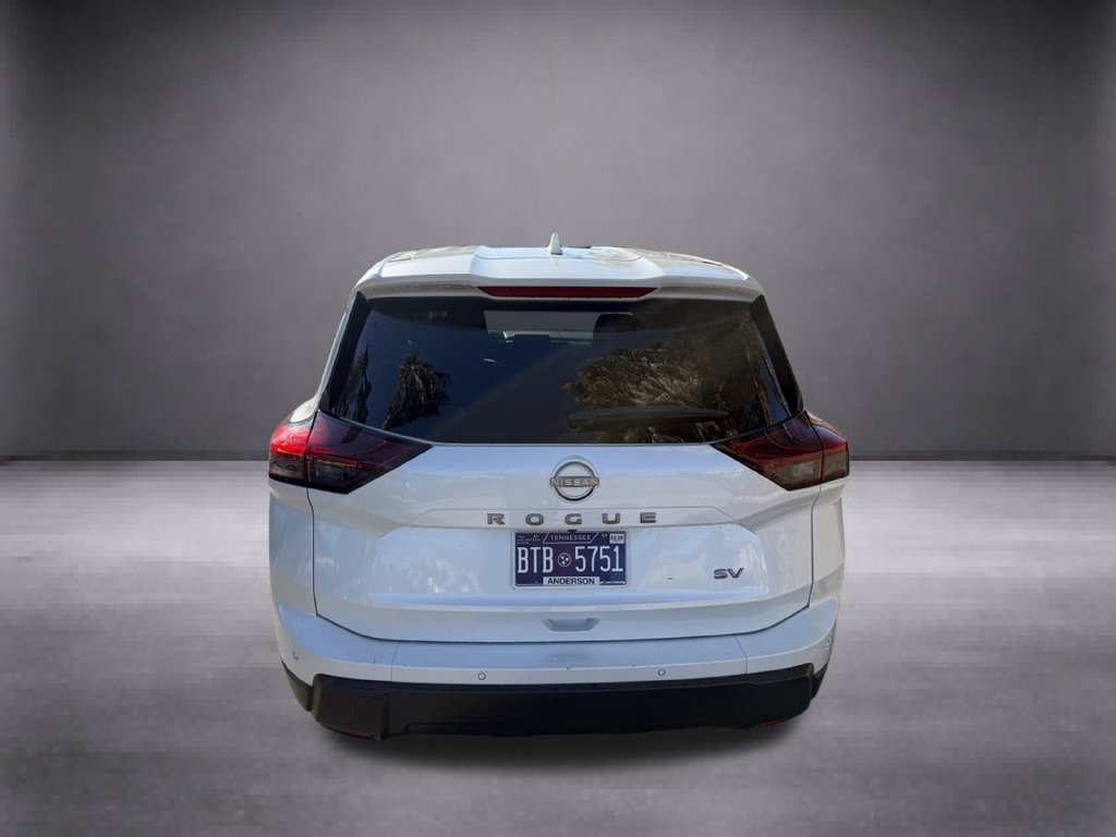 Used 2024 Nissan Rogue SV FWD image 13