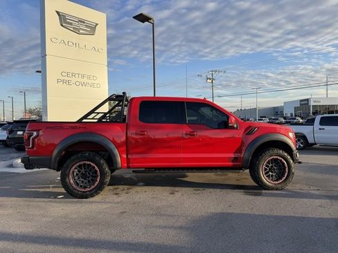 Used 2019 Ford F150 Raptor w/ Equipment Group 802A Luxury image 2