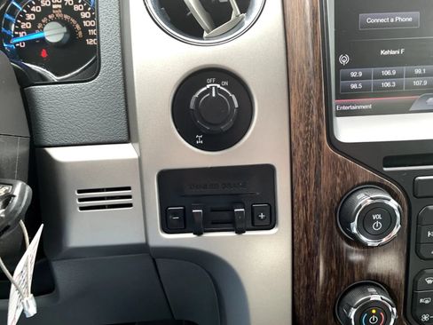 Used 2014 Ford F150 Lariat w/ Equipment Group 501A Mid RWD image 18