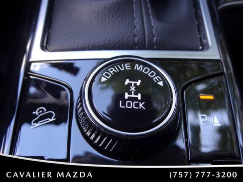 Used 2025 Kia Sportage EX AWD/4WD image 45
