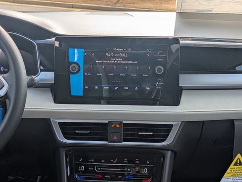 New 2026 Volkswagen Taos SE image 19