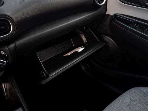 Used 2023 Hyundai Kona SEL w/ Cargo Package image 18