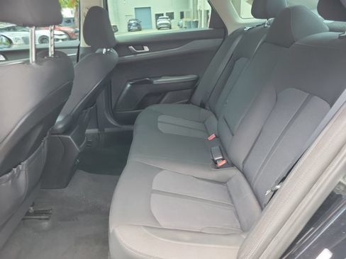 Certified 2022 Kia K5 LXS FWD image 10