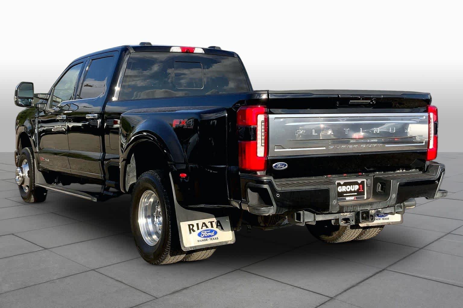 Used 2024 Ford F350 Platinum AWD/4WD image 12