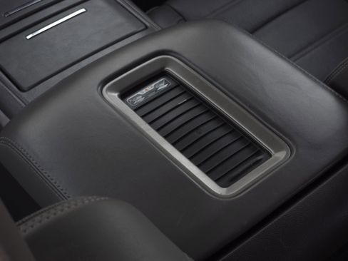 Used 2019 GMC Yukon XL Denali w/ Open Road Package image 16