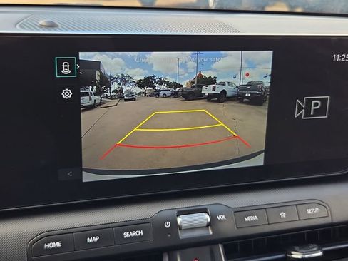 Used 2025 Kia K4 FWD image 23
