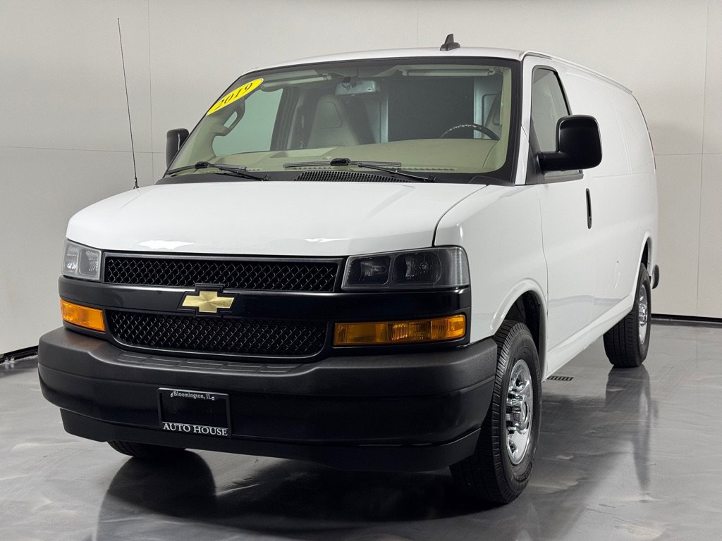 Used 2019 Chevrolet Express 2500 w/ Driver Convenience Package RWD image 9
