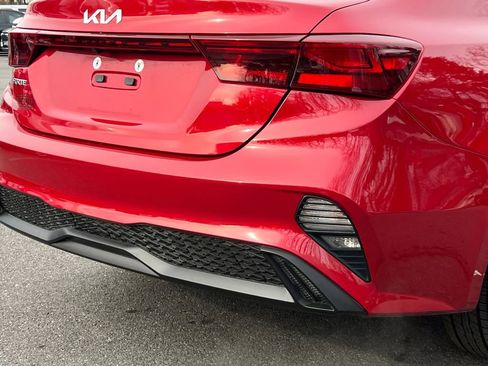 Used 2024 Kia Forte LXS image 6