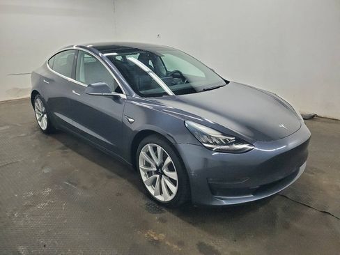 Used 2019 Tesla Model 3 Long Range AWD/4WD image 3