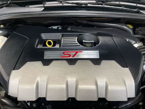 Used 2013 Ford Focus ST FWD image 49