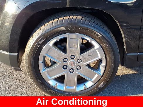 Used 2017 GMC Acadia Limited SLT image 14