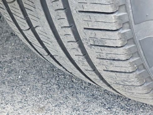 Used 2024 Audi Q7 3.0T Premium Plus image 15