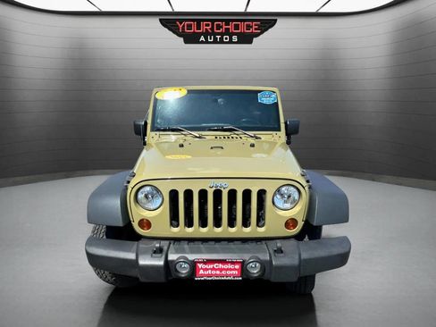 Used 2013 Jeep Wrangler Unlimited Sport image 2