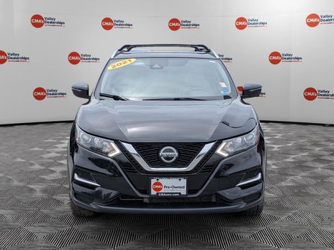 Used 2021 Nissan Rogue Sport SL AWD/4WD image 2