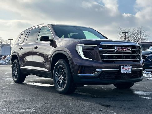 New 2026 GMC Acadia Elevation image 2