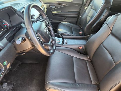 Used 2022 Honda Pilot Touring image 4