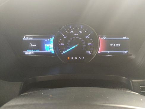 Used 2018 Ford Explorer XLT w/ Equipment Group 202A FWD image 23