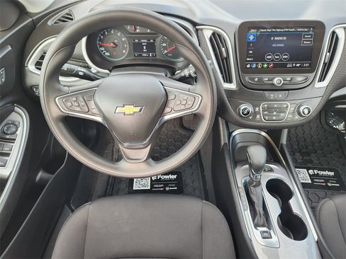 Used 2024 Chevrolet Malibu LT image 27