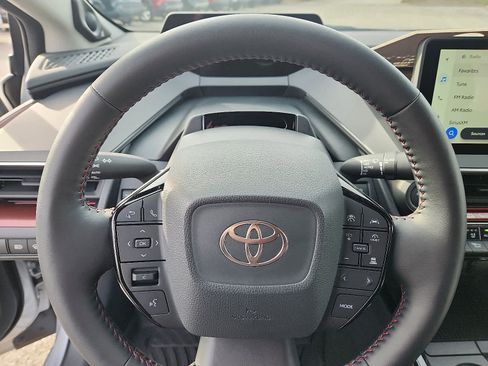 Certified 2025 Toyota Prius Plug-In Hybrid image 20