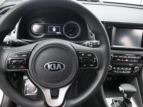 Used 2019 Kia Niro LX FWD image 22