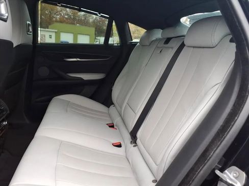 Used 2019 BMW X6 M image 22