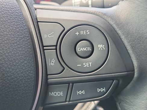 Used 2022 Toyota Corolla SE image 25