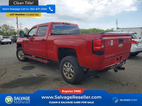 Used 2015 Chevrolet Silverado 2500 LT w/ LT Convenience Package AWD/4WD image 3