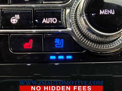 Used 2022 Lincoln Corsair AWD w/ Equipment Group 101A image 36