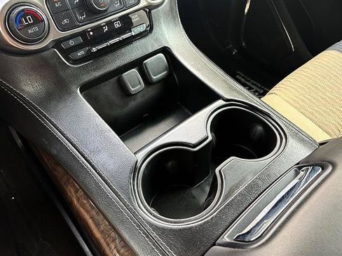 Used 2019 Chevrolet Tahoe LS RWD image 28