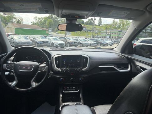 Used 2020 GMC Terrain SLT w/ Preferred Package AWD/4WD image 16