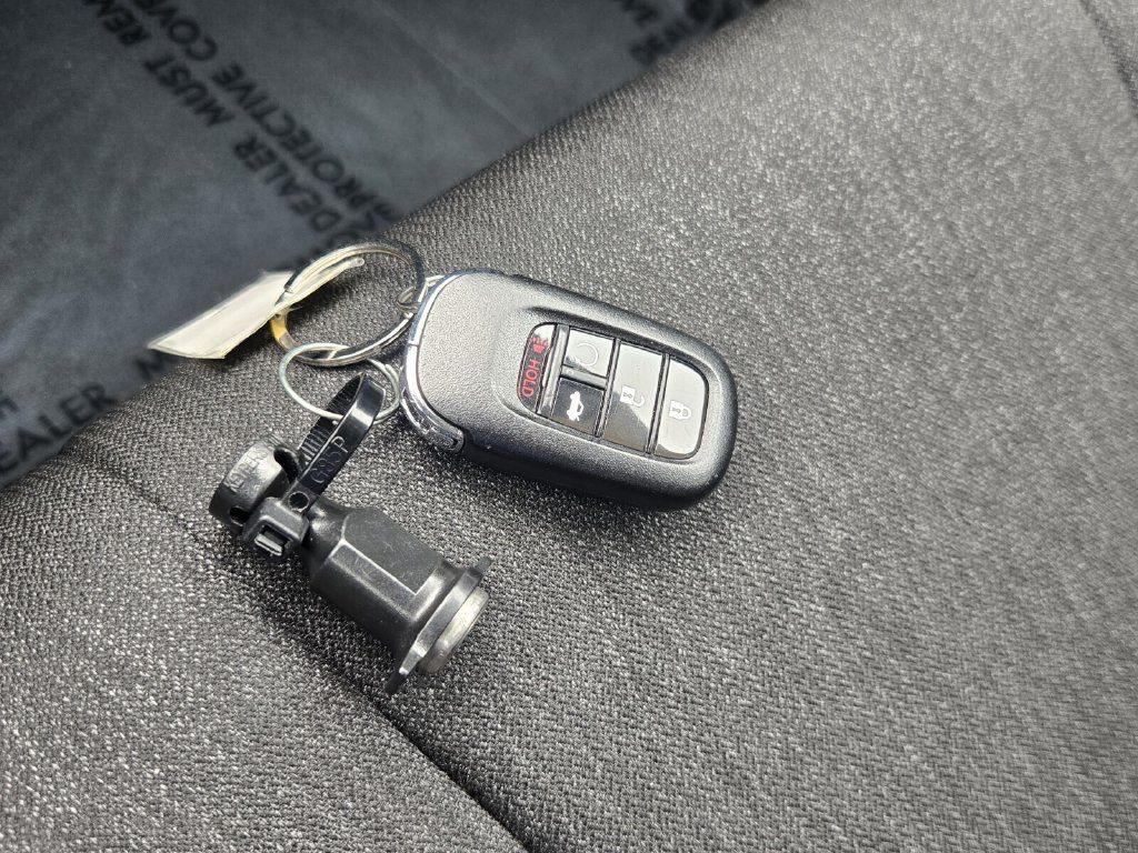 Used 2025 Honda Accord LX image 18