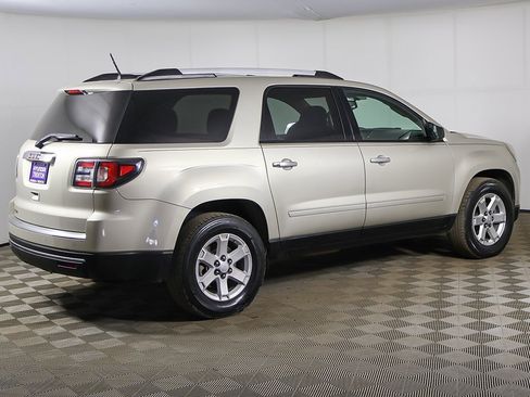 Used 2016 GMC Acadia SLE image 7