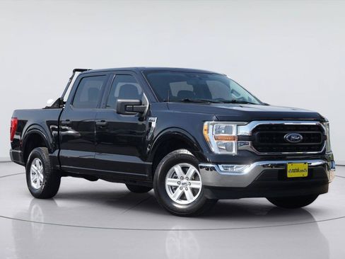 Used 2022 Ford F150 XLT w/ Equipment Group 301A Mid RWD image 2
