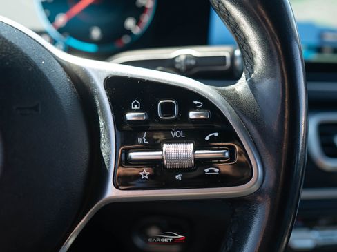 Used 2020 Mercedes-Benz GLE 350 4MATIC w/ Premium Package image 25