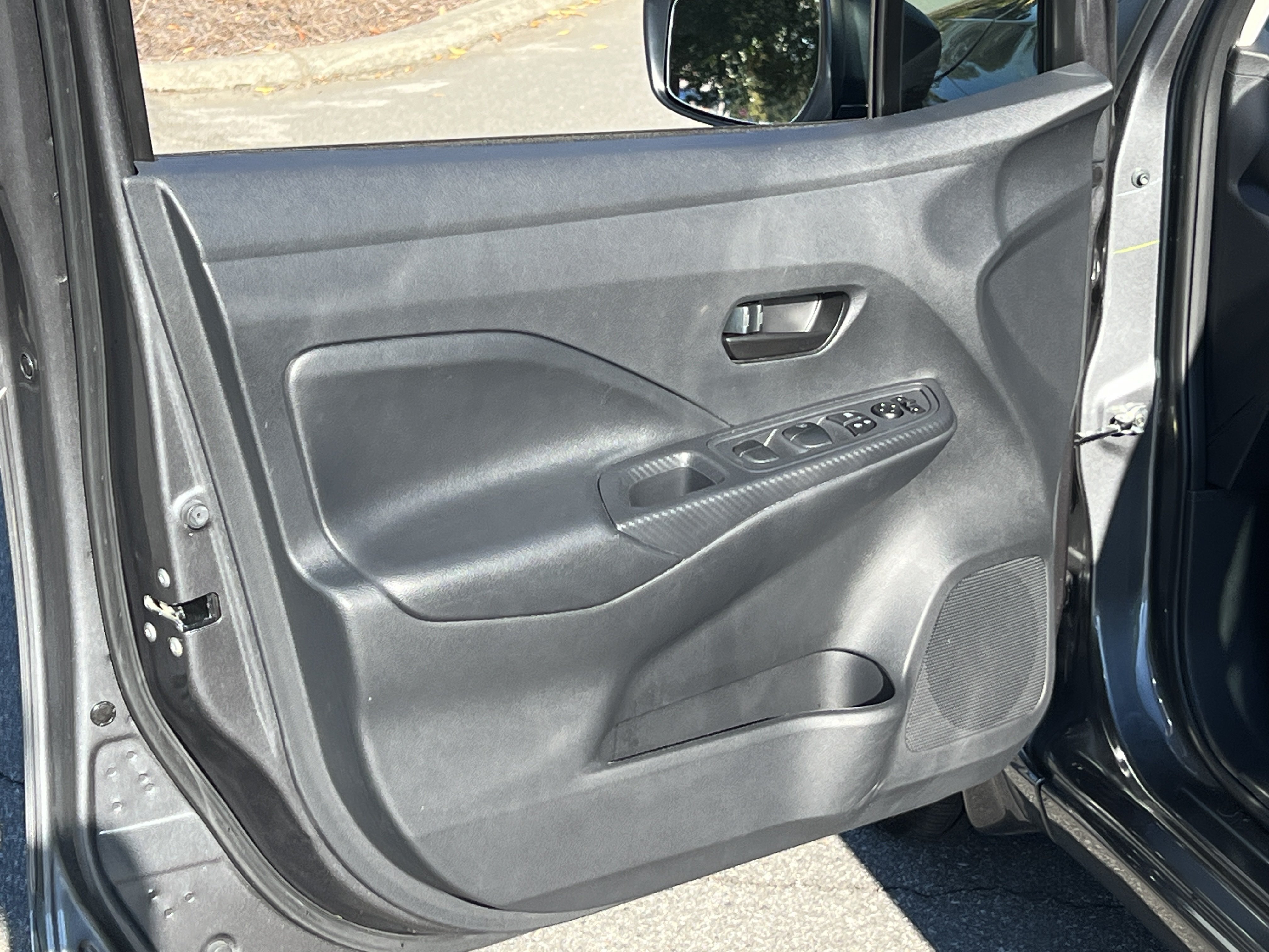 Certified 2025 Nissan Versa S w/ Trunk Package FWD image 19