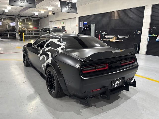 Used 2022 Dodge Challenger SRT Hellcat RWD image 6