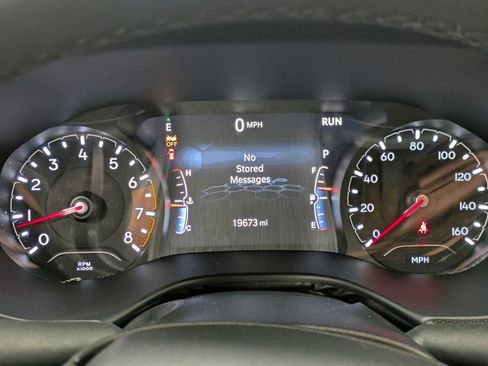 Used 2023 Jeep Compass Latitude AWD/4WD image 15