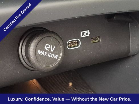 Certified 2024 Volvo XC40 B5 Plus w/ Protection Package Premier AWD/4WD image 26