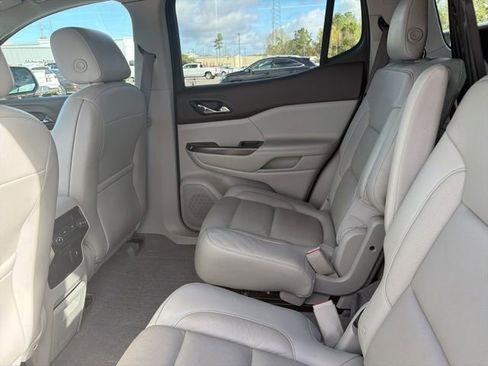 Used 2019 GMC Acadia SLT image 10