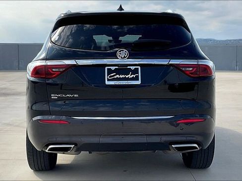 Used 2024 Buick Enclave Premium image 4