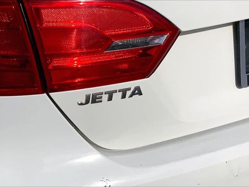 Used 2011 Volkswagen Jetta Sedan FWD image 9
