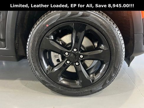 New 2025 Jeep Grand Cherokee L Limited w/ Luxury Tech Group II RWD image 7
