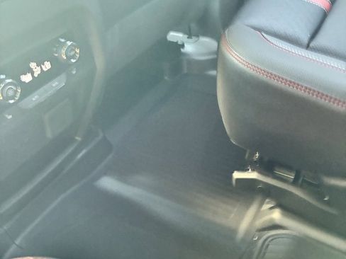 New 2026 Chevrolet Traverse RS image 24