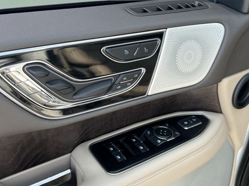 Used 2022 Lincoln Navigator Reserve RWD image 10