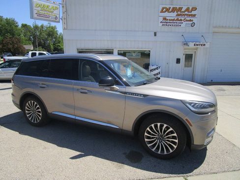 Used 2020 Lincoln Aviator Reserve w/ Equipment Group 201A AWD/4WD image 8
