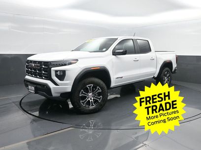 Used 2025 GMC Canyon AT4 w/ AT4 Premium Package