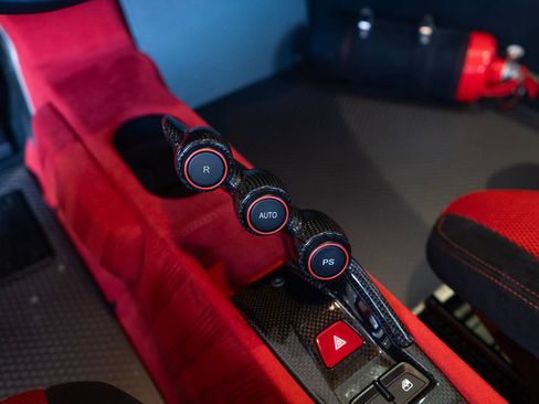 Used 2015 Ferrari 458 Speciale Coupe RWD image 26