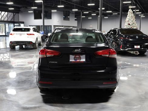 Used 2018 Kia Forte LX FWD image 6